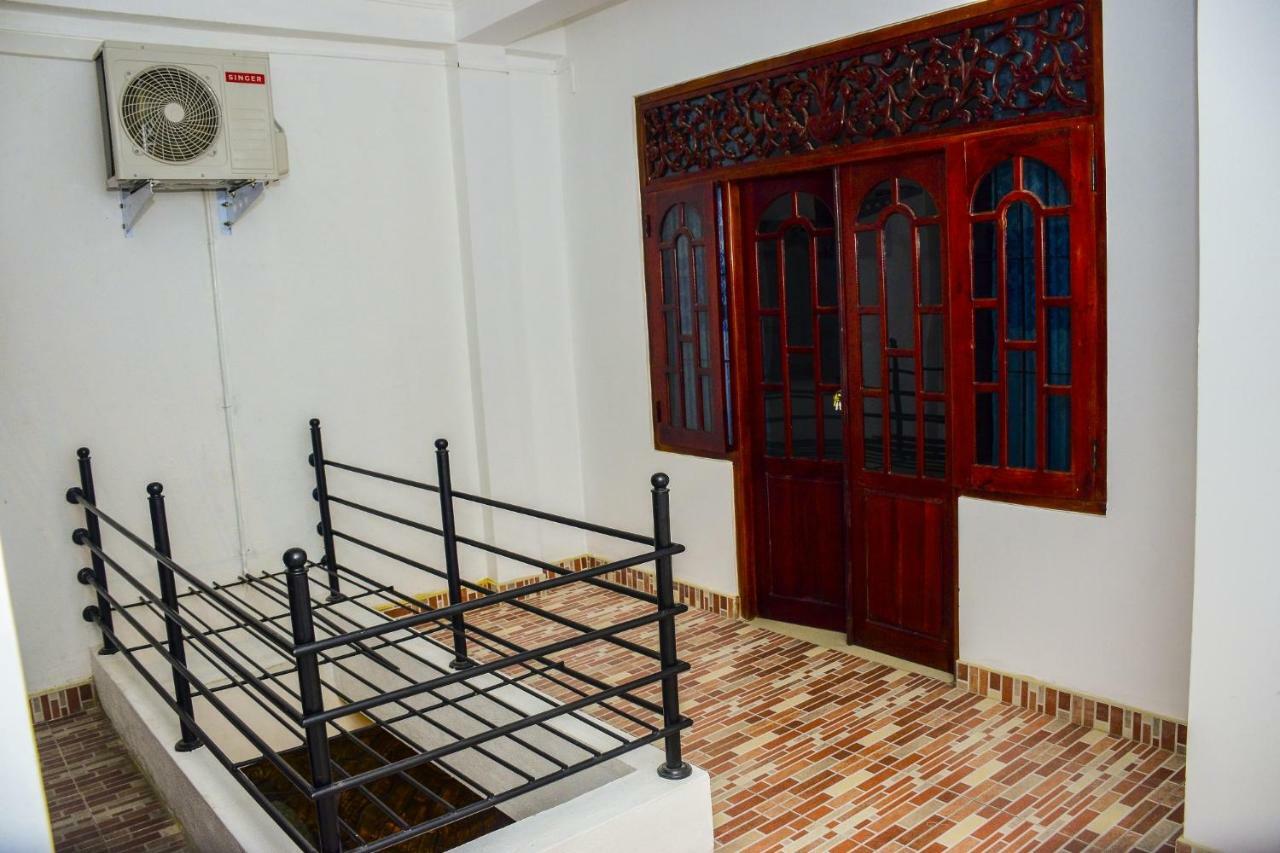 Elsy Villa Negombo Exterior photo